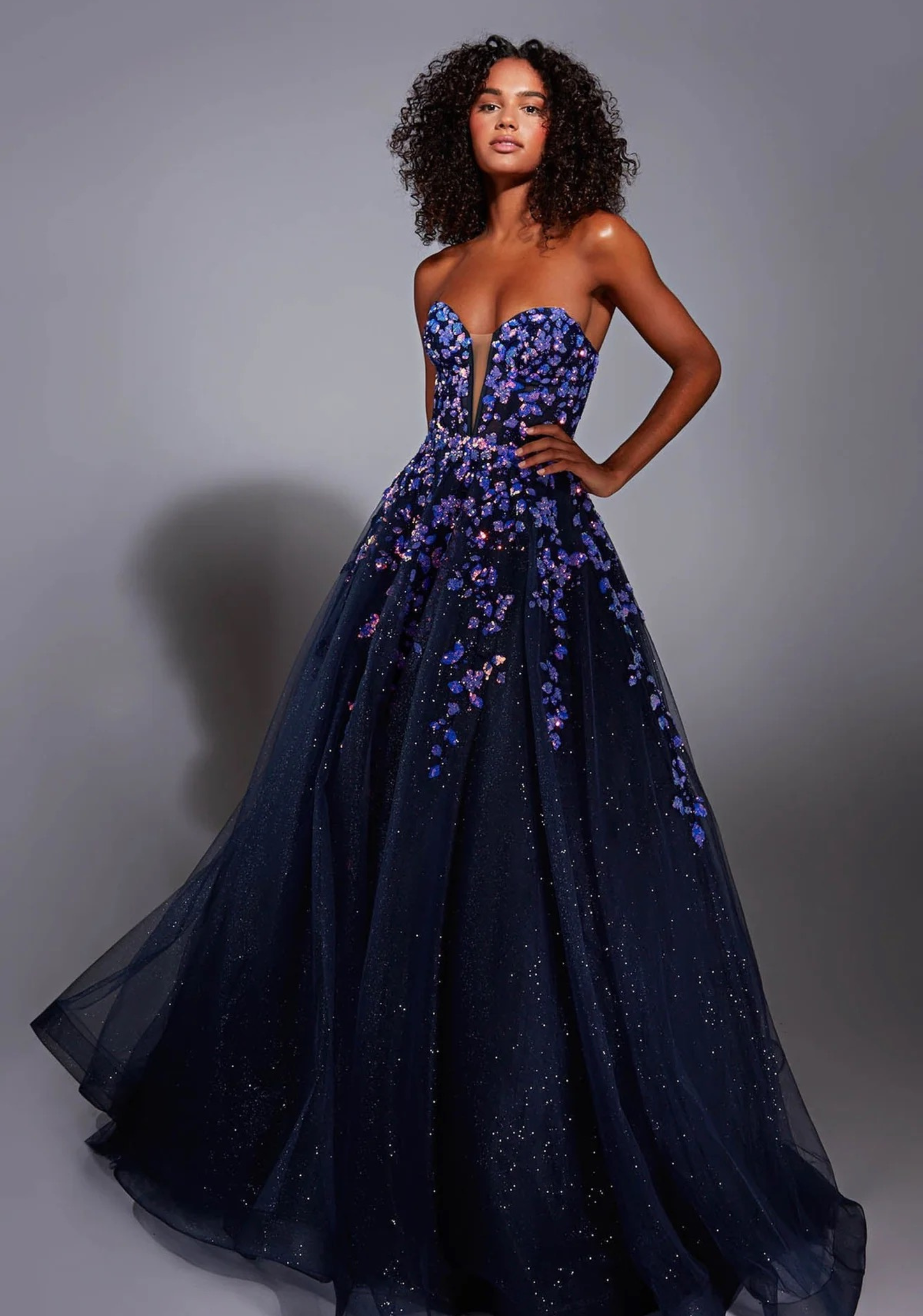 Alyce Paris 350